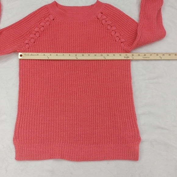 SO WOMENS BRIGHT PINK BRAIDED KNIT LONG SLEEVE 100% ACRYLIC SWEATER SIZE LARGE - Picture 4 of 7